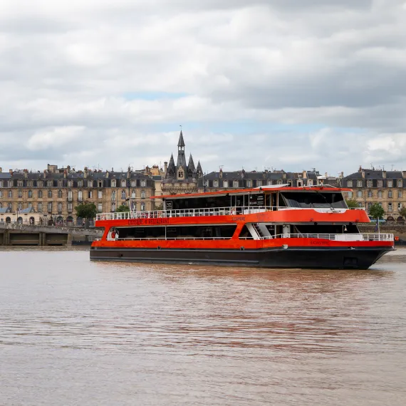 Croisière dîner Garonne - Bateaux Bordelais